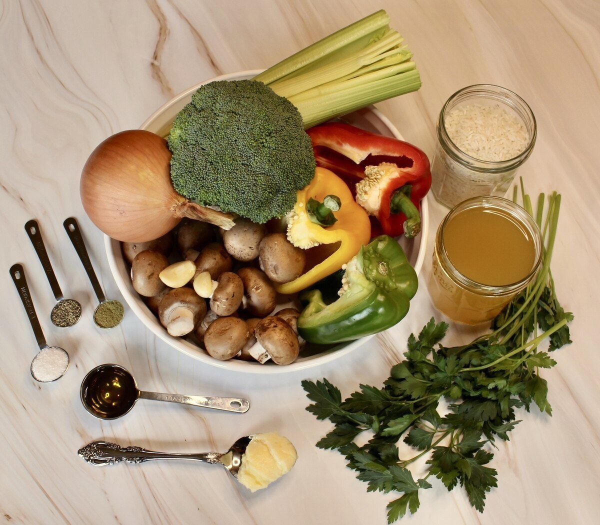 All of the ingredients used to make garden vegetable rice.