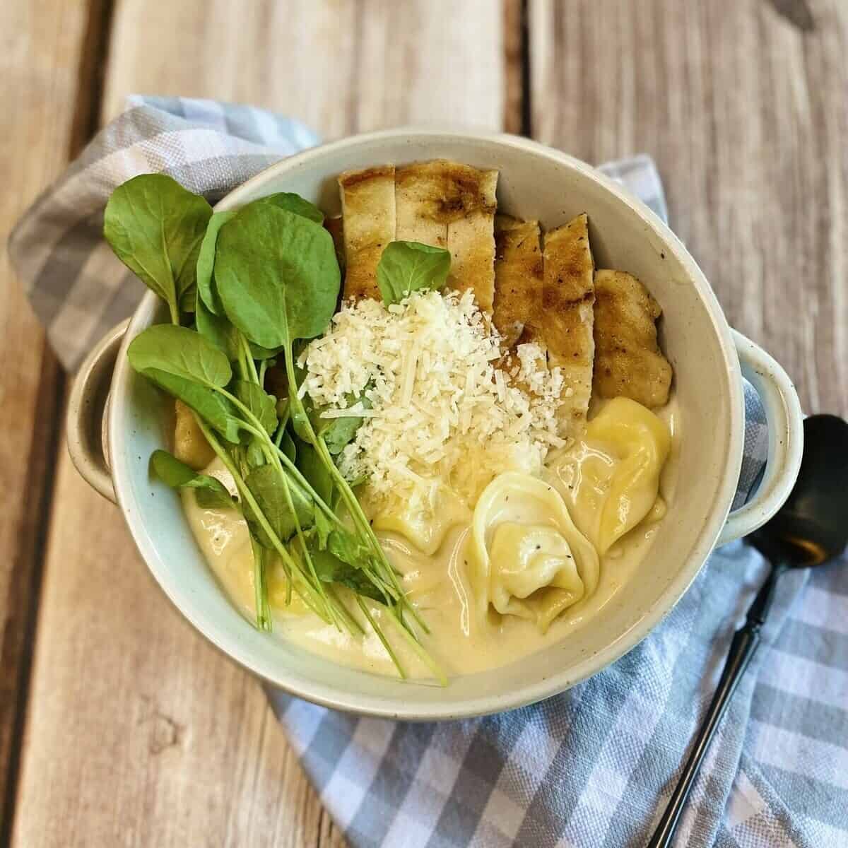 Chicken Alfredo Soup with Tortellini - The Measured Scoop