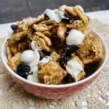 Cinnamon Roll Crunch