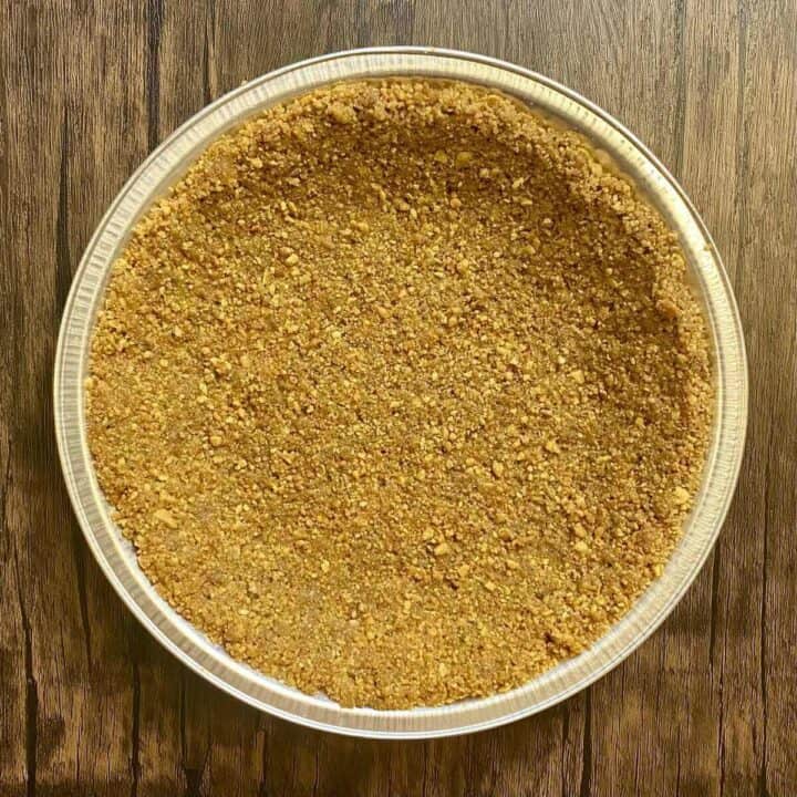 A gingersnap crust.