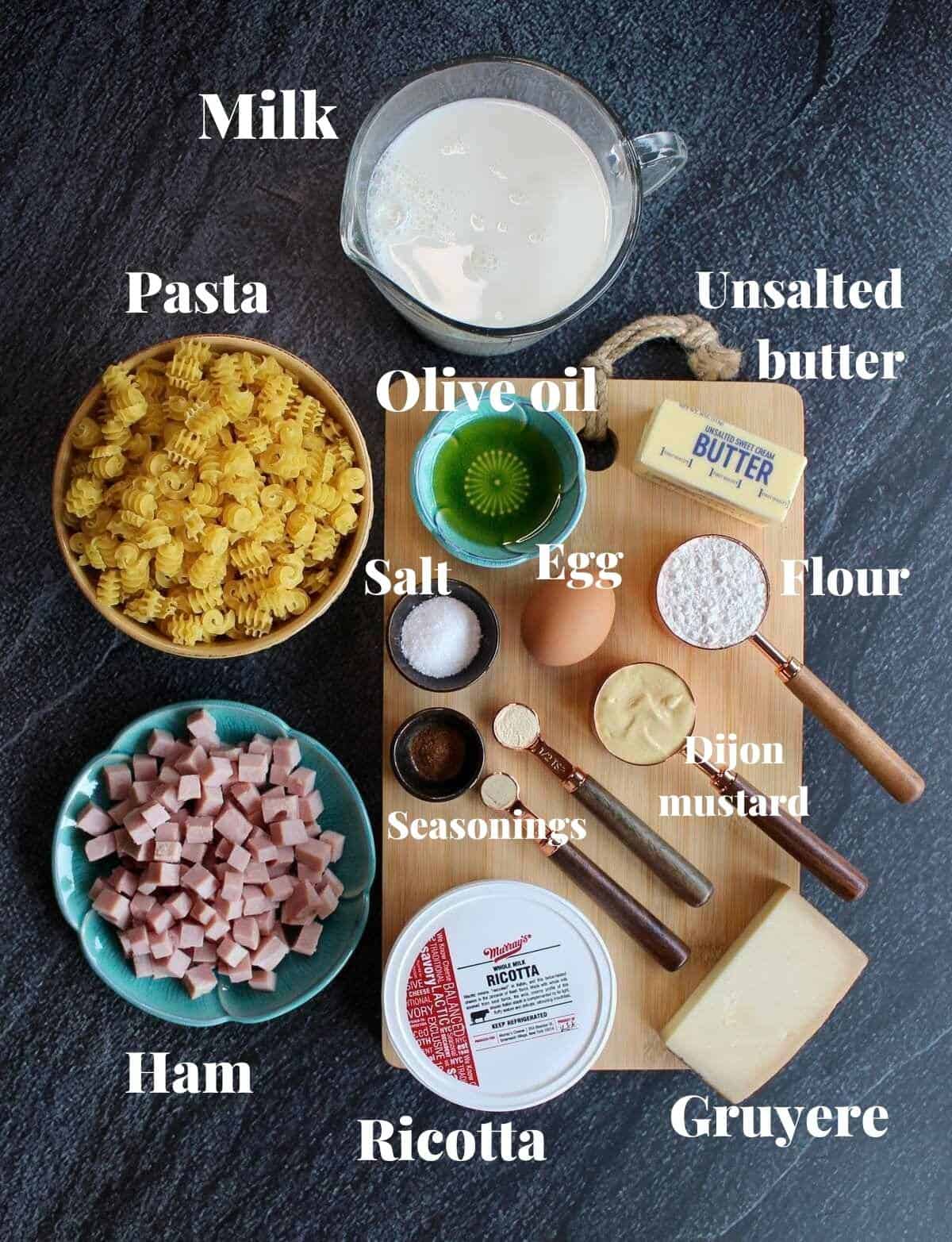 All the ingredients needed to make croque monsieur pasta bake.